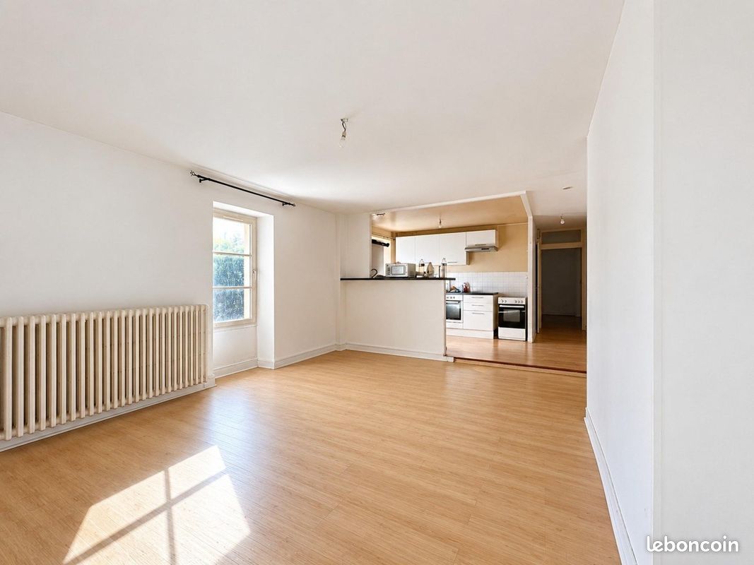 Appartement 3 pièces 75 m² · à Sablé-sur-Sarthe · 75 m² · 530 €/mois