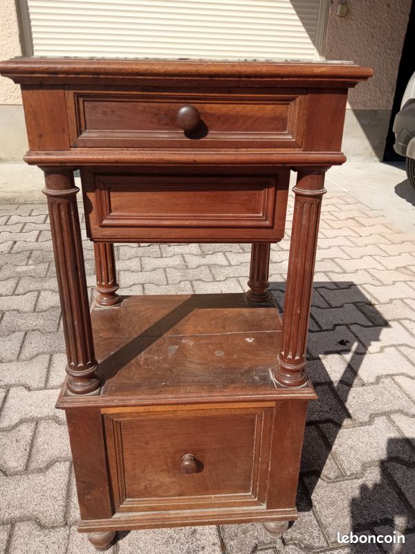 Table de chevet (image 1)