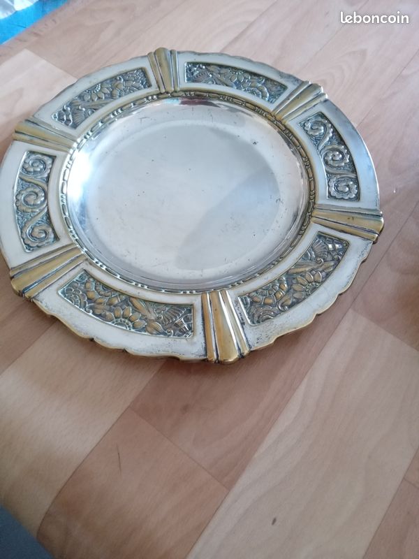 Paire de plats rond en métal argenté