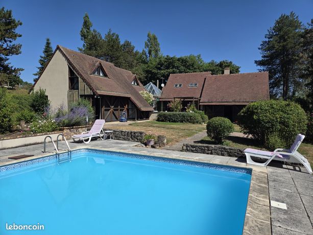 Maison 9 pièces 233 m²
