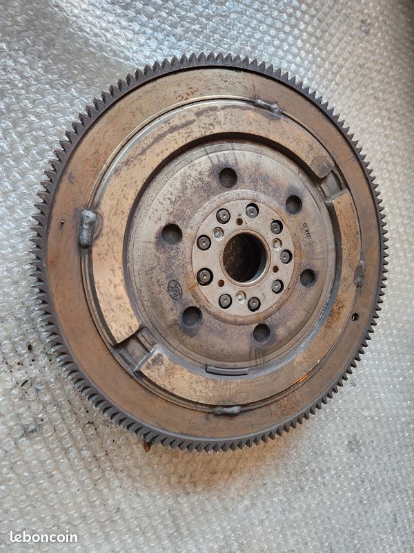 Volant moteur bmw M62 OEM (image 2)