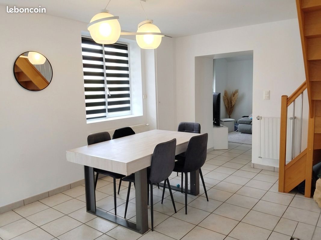 Maison 6 pièces 85 m² · à Saint-Just-Malmont · 85 m² · 228 000 €