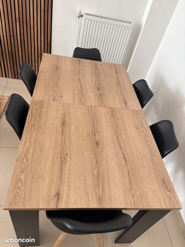 Table à manger (image 1)