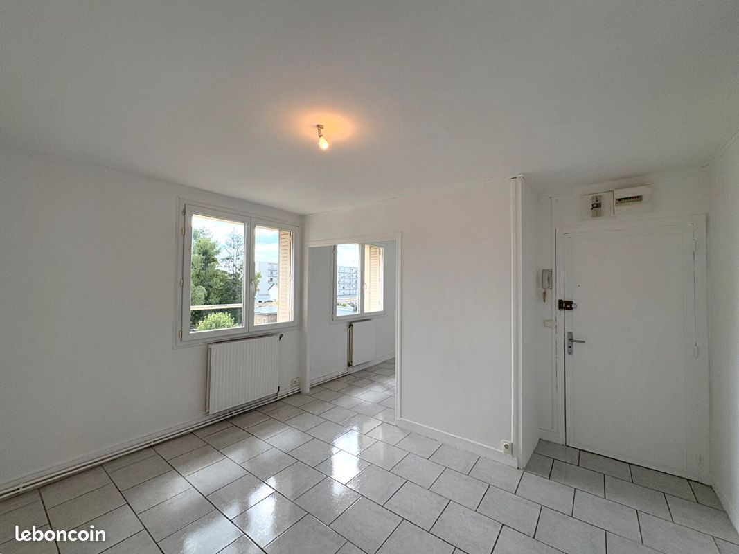 Appartement 2 pièces 35 m² · à Charleville-Mézières · 35 m² · 395 €/mois