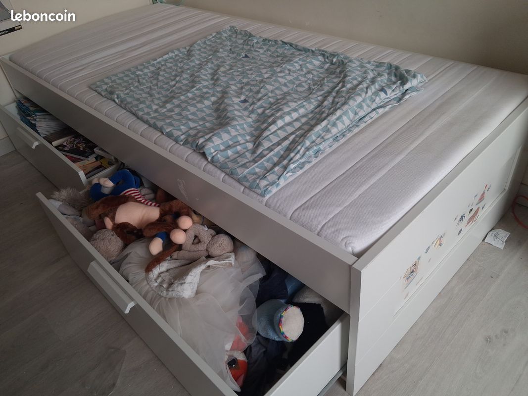 Lit simple, matelas et sommier ikea avec tiroir (image 4)
