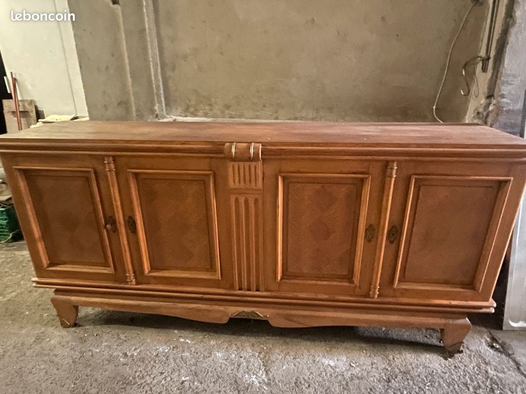 Buffet bas en mois massif (image 2)