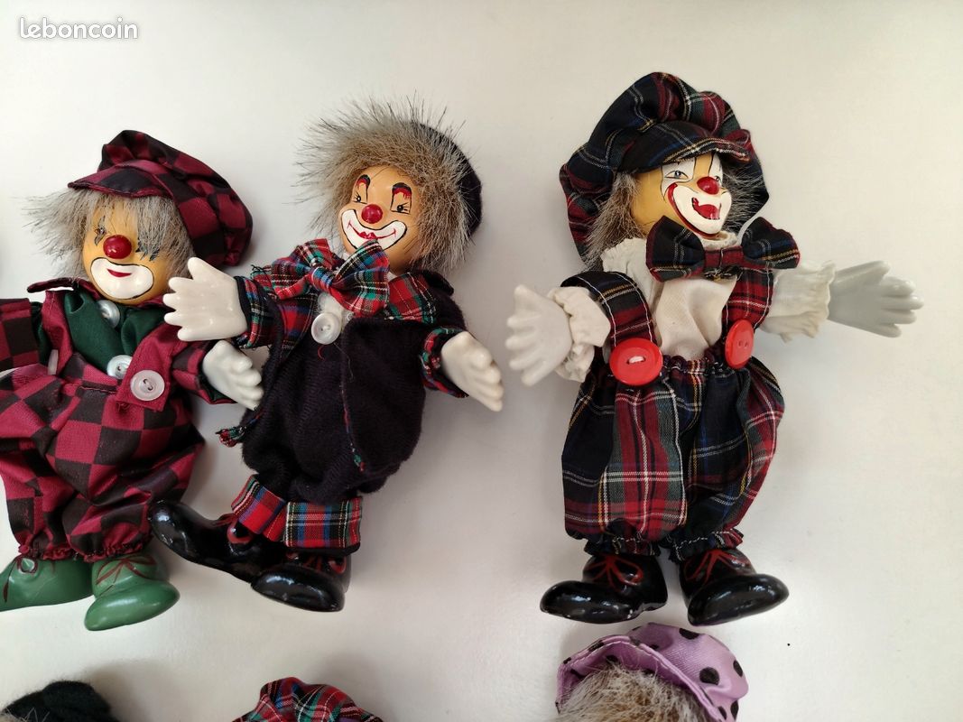 Lots de petits clowns en porcelaine (image 3)