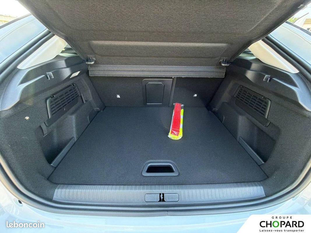 CITROEN C4 Hybride 145 ch e-DCS6 Max (image 8)