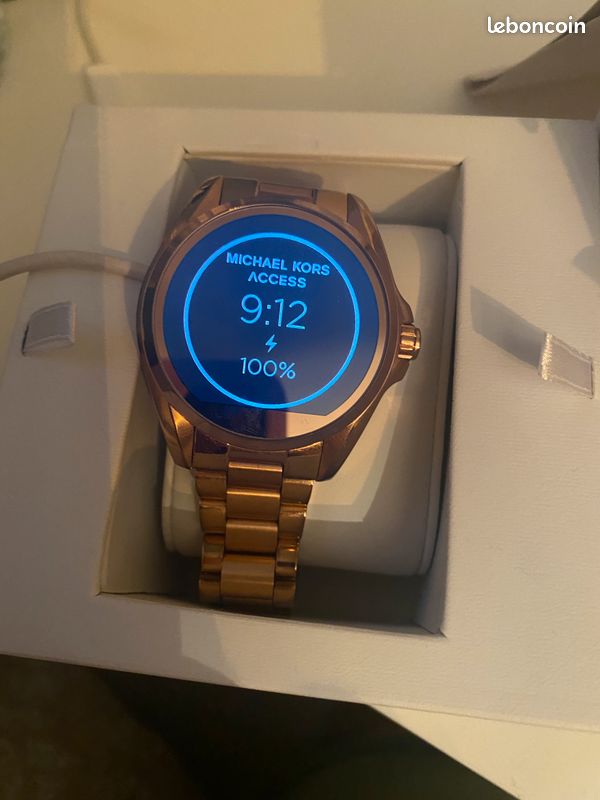 Montre connecté Michael Kors access parfait état (image 2)