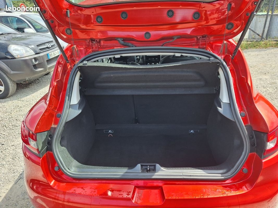 RENAULT CLIO IV BUSINESS dCi 75 eco2 Business (image 7)