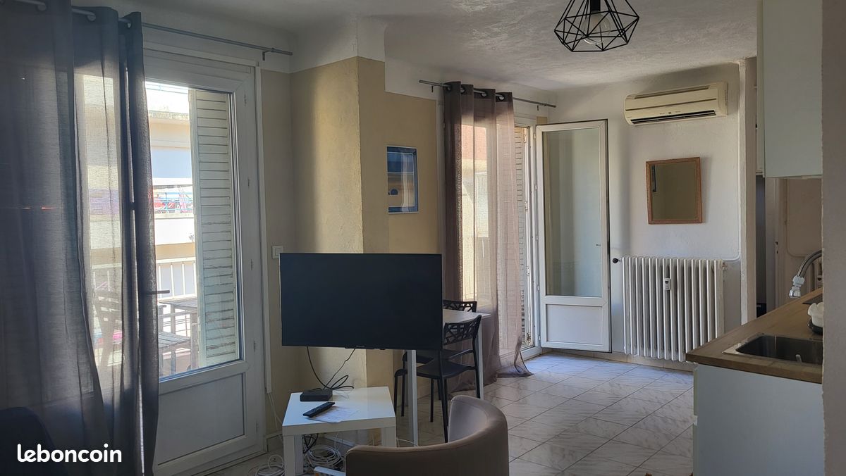 Appartement 3 pièces 48 m² · à Toulon · 48 m² · 690 €