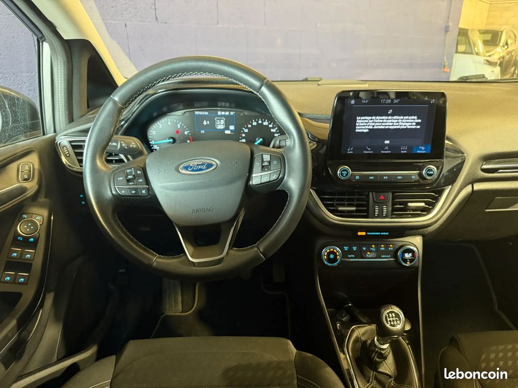 FORD Fiesta 1.0 100ch Titanium - 2019 - Suivi complet - CARPLAY - Bon état général (image 11)