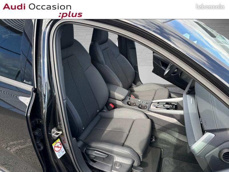 Audi A3 Sportback 35 TFSI 150ch Hybride S line S tronic 7 (image 14)