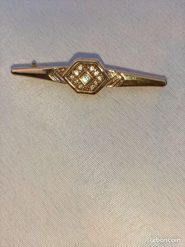 Broche femme (image 1)