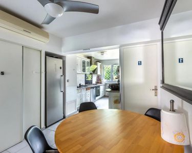 Appartement 420 000 € - 94 m²