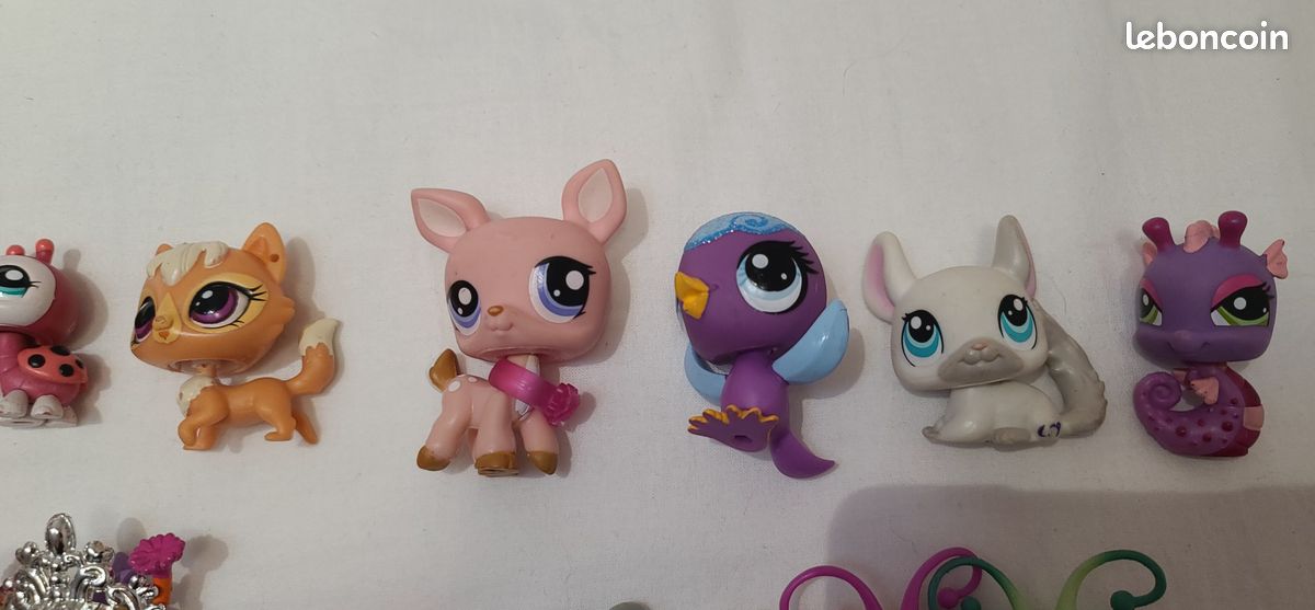 Lot De 22 Figurines Littlest Pet Shop + Accessoires – Dont Jumbo – Hasbro
