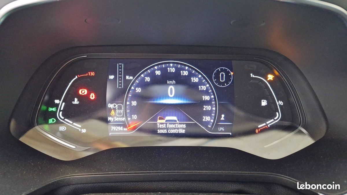 Renault captur tce 100 gpl intens (image 14)