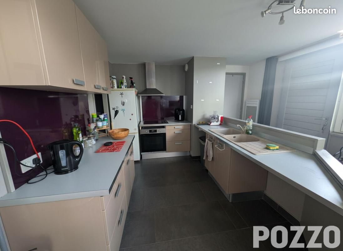 Appartement 4 pièces 85 m² · à Vire Normandie · 85 m² · 750 €