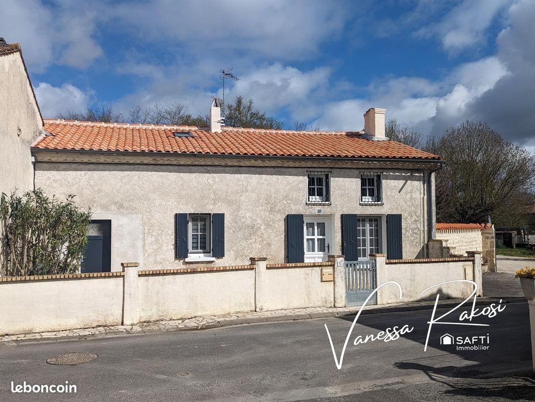 Maison 7 pièces 128 m² · à Les Églises-d'Argenteuil · 128 m² · 169 000 €