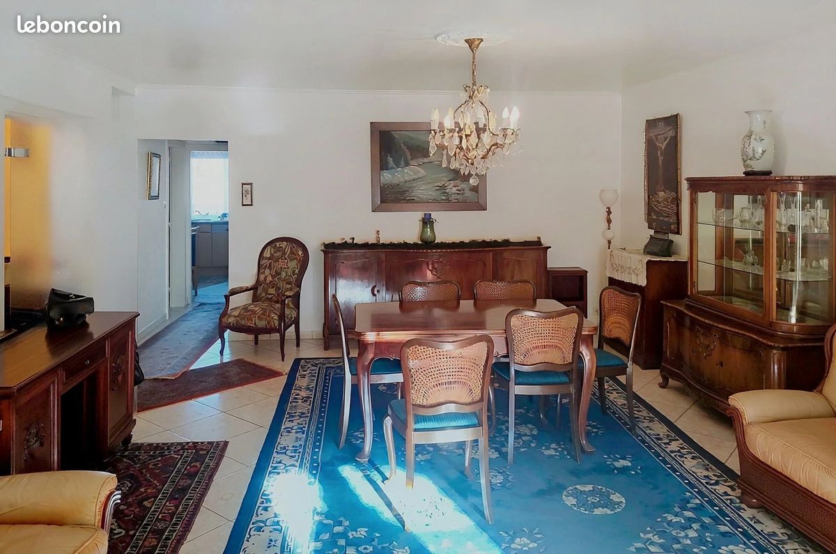 Appartement 2 pièces 82 m² · à Strasbourg · 82 m² · 216 000 €