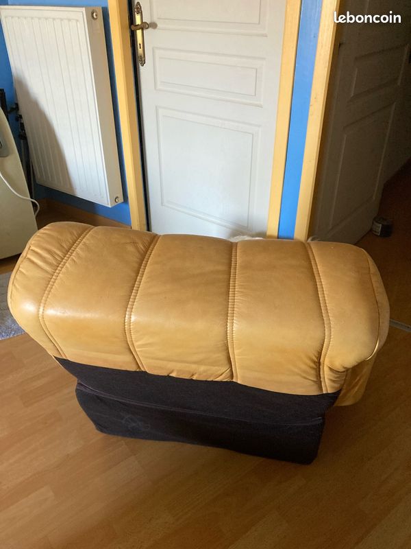 Vends 2 fauteuils en cuir (image 3)