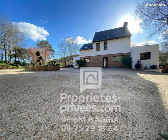 Propriété 7 pièces 130 m²