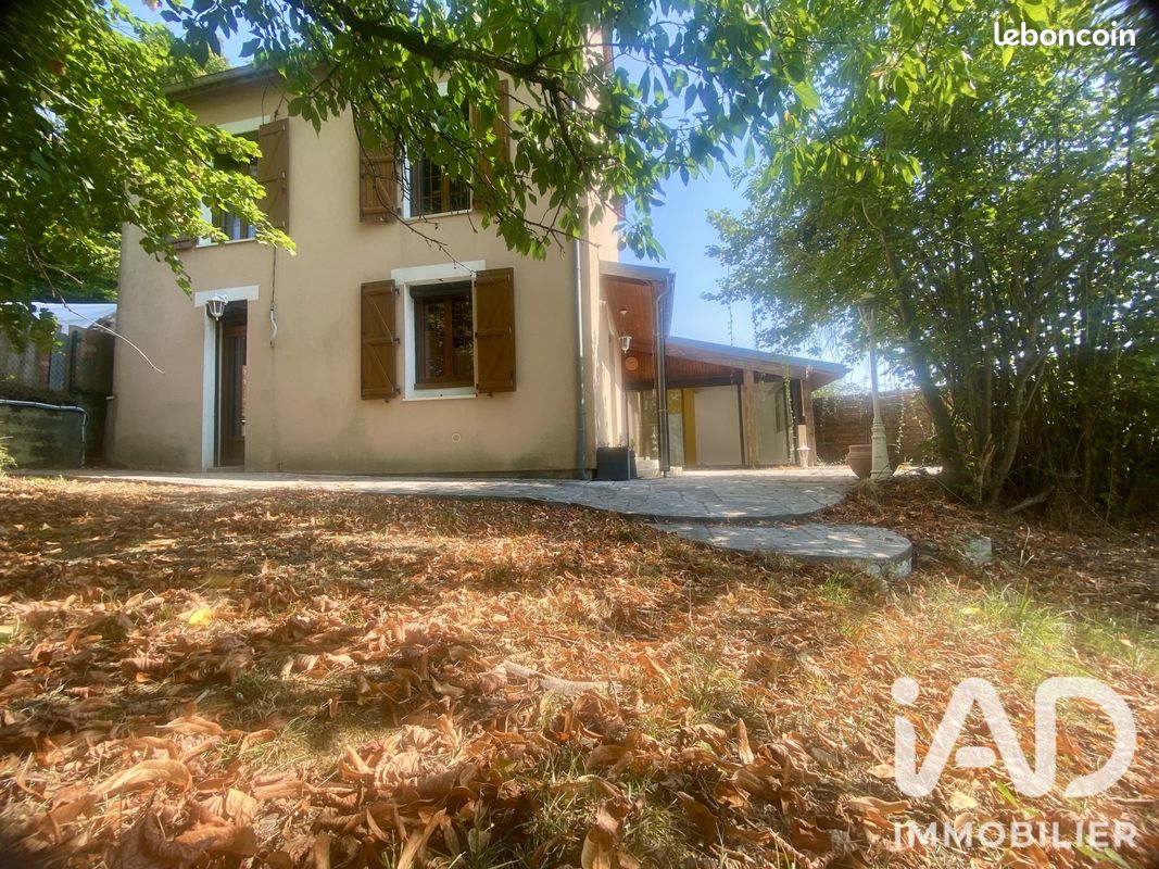 Maison 5 pièces 102 m² · à Bagnères-de-Bigorre · 102 m² · 169 000 €