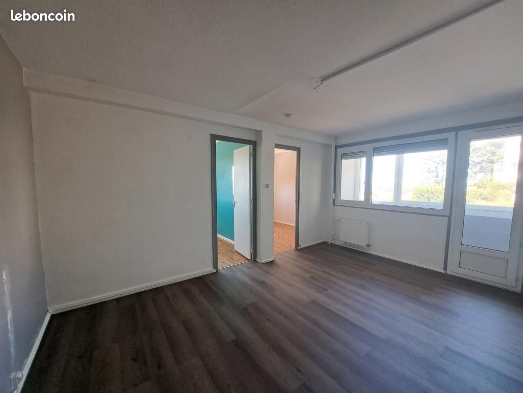 Appartement 3 pièces 56 m² · à Saint-Héand · 56 m² · 480 €/mois