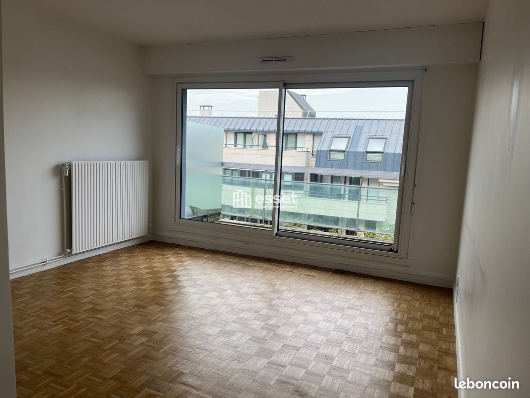Appartement 1 pièce 27 m² · à Le Chesnay-Rocquencourt · 27 m² · 750 €