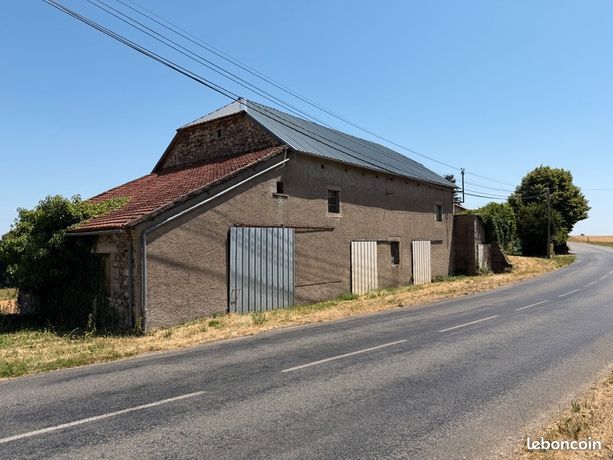 Grange 1 pièce 250 m²