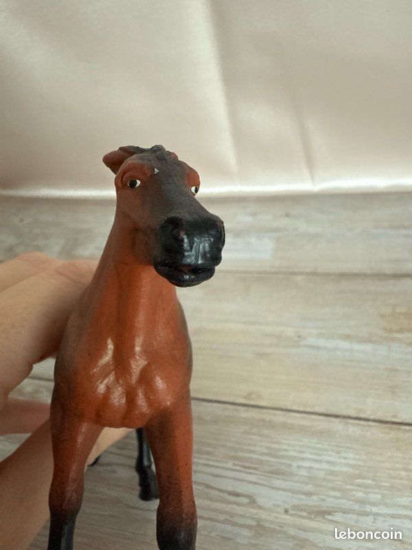 Jument baie de course Schleich (image 9)