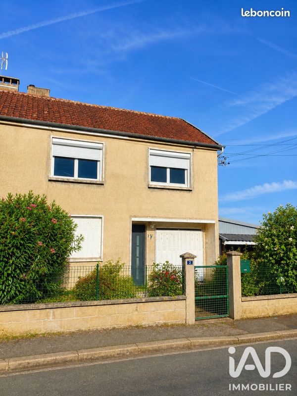 Maison 4 pièces 82 m² · à Reuilly · 82 m² · 65 000 €