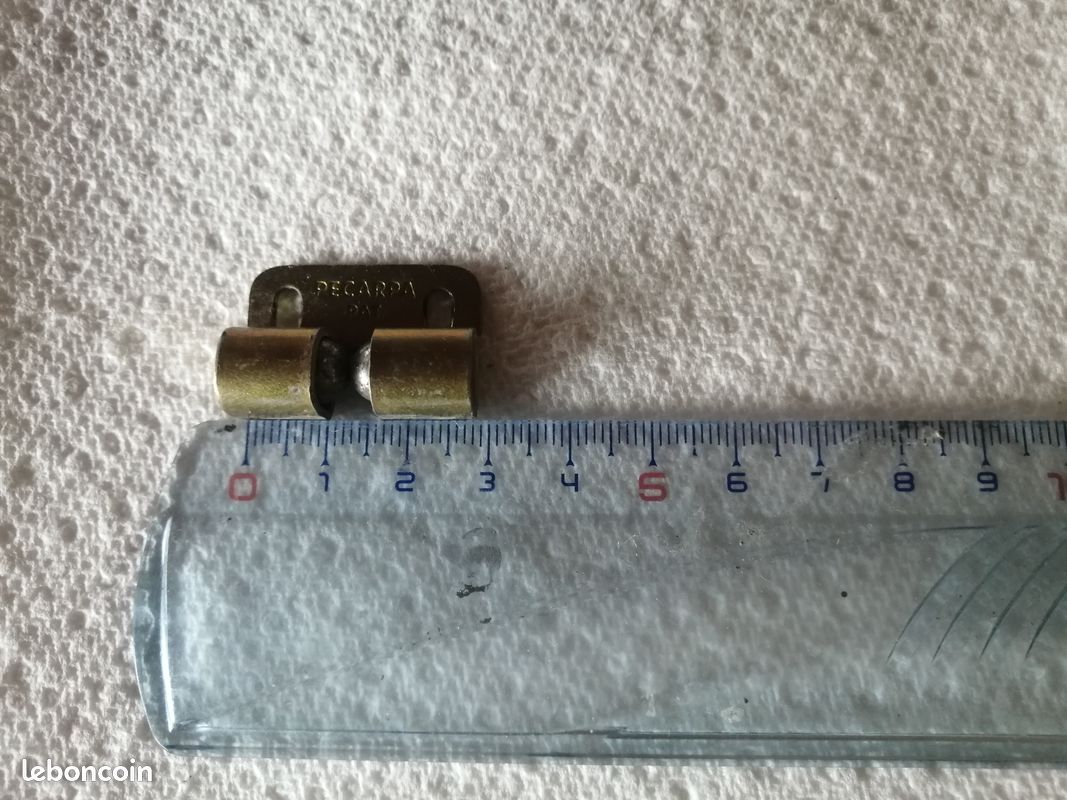 Arrêt porte de meuble ancien à bille (image 2)