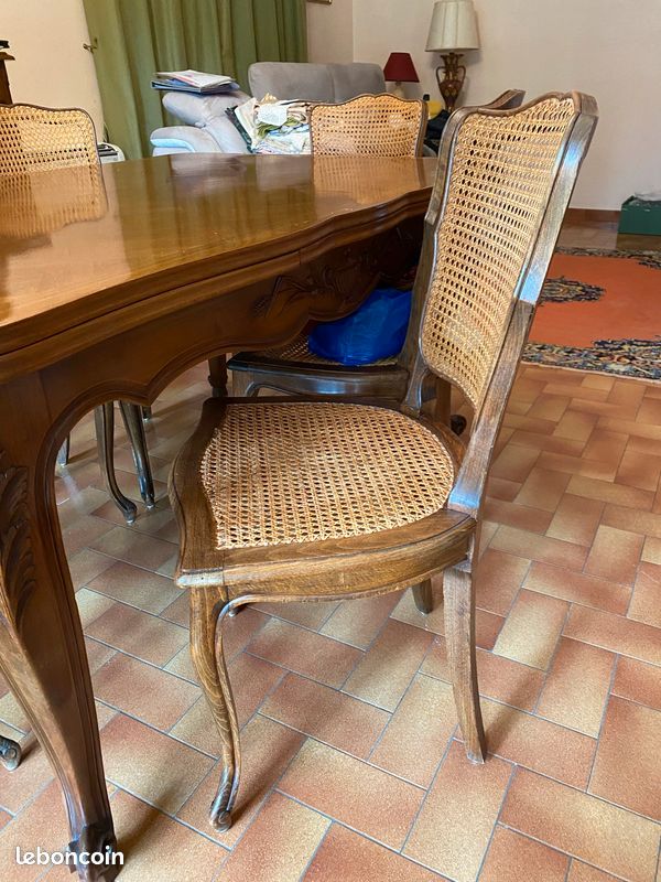 Table en merisier (image 2)