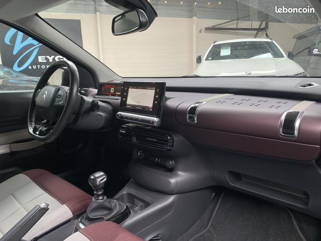 CITROEN C4 CACTUS 1.2i 130 CH SHINE - GARANTIE 6 MOIS (image 11)