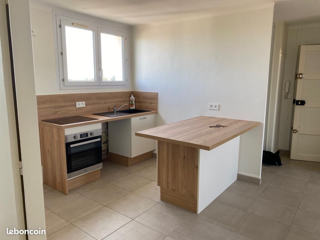 Appartement 3 pièces 56 m² · à Nantes · 56 m² · 784 €