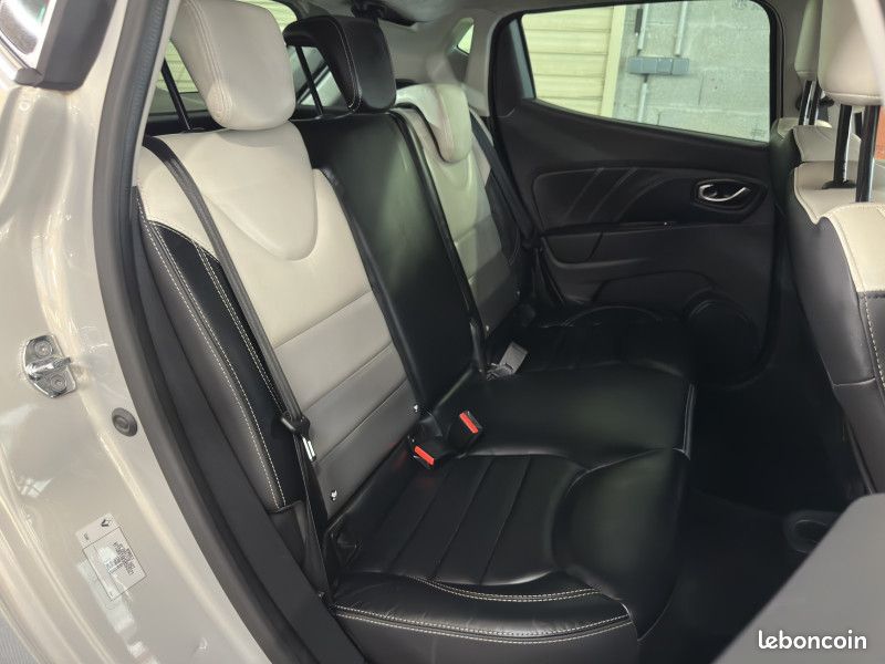 Renault CLIO IV 1.5 DCI 110CH ENERGY INITIALE PARIS 5P GARANTIE 60 MOIS POSSIBLE (image 22)