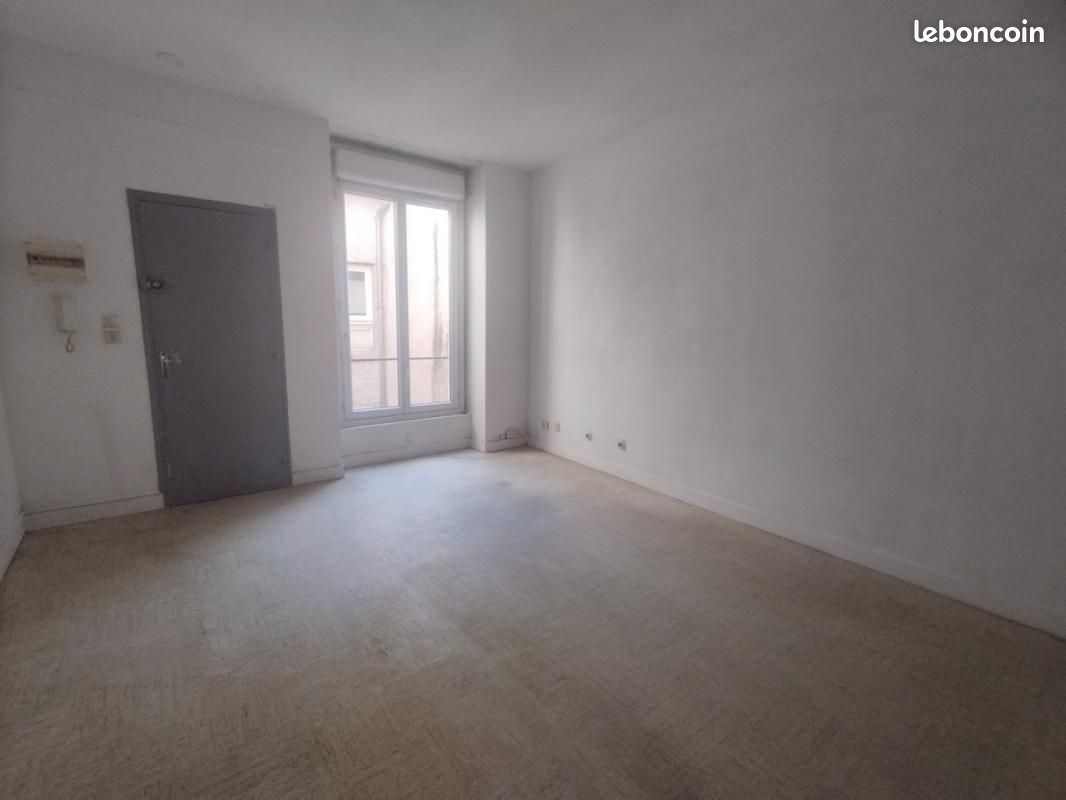 Appartement 1 pièce 24 m² · à Orléans · 24 m² · 347 €/mois