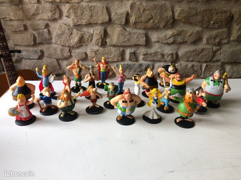 Lot De 89 Figurines Obélix – Plastoy – Occasion – Collection