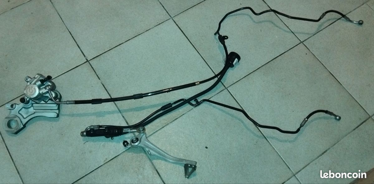 Frein arriere complet brembo ktm 690 enduro r 2024 (image 1)