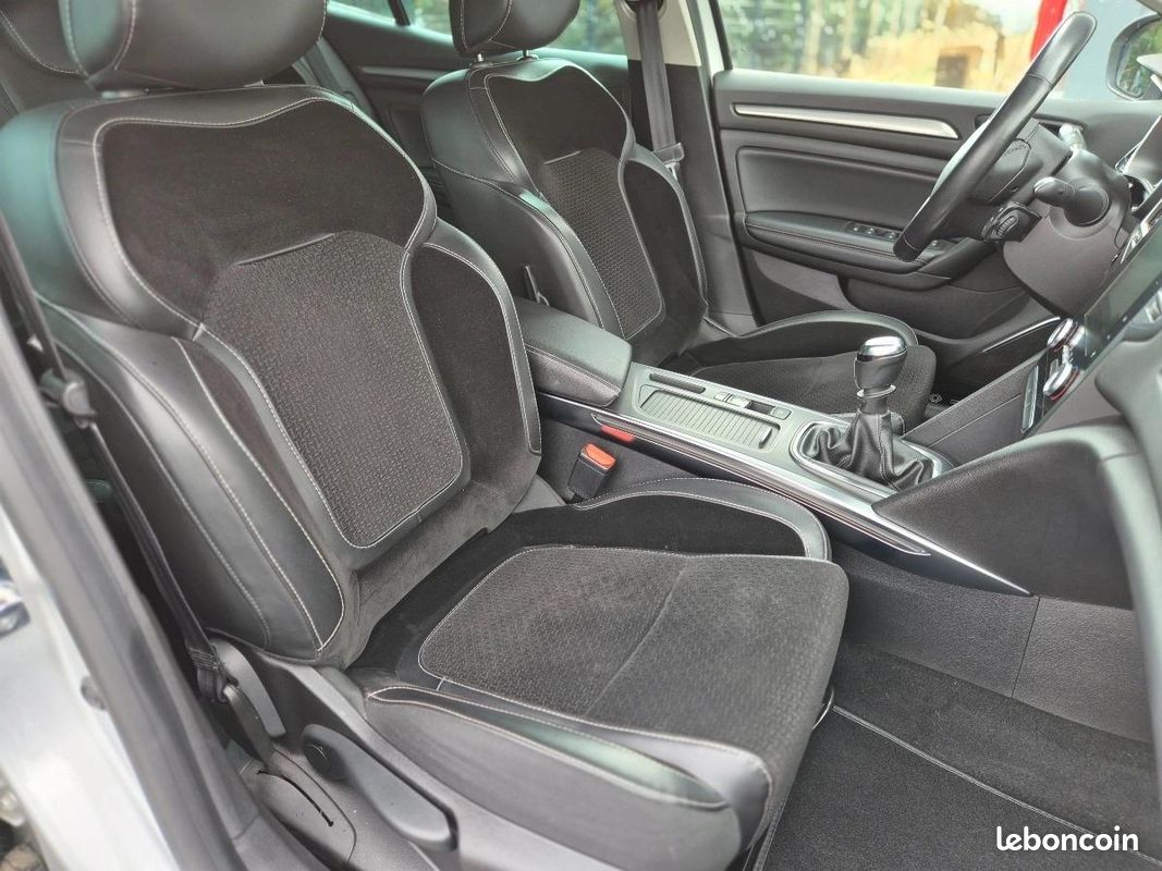 Renault Megane 1.2 TCE 130 ENERGY INTENS GT LINE (image 18)