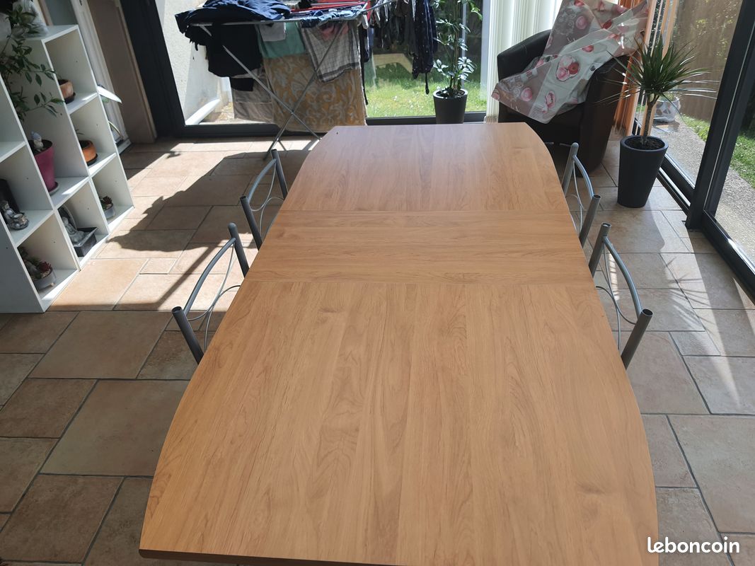 Table salle à manger (image 2)