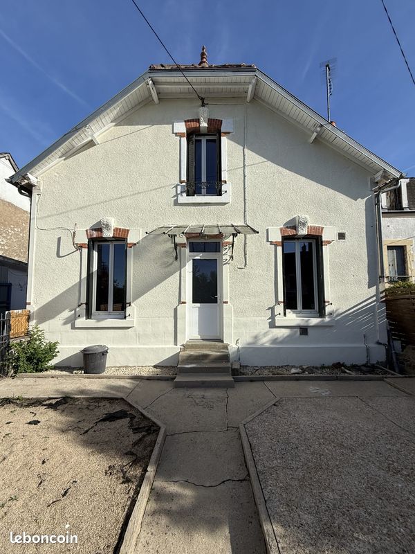 Maison 4 pièces 90 m² · à Vierzon · 90 m² · 680 €/mois