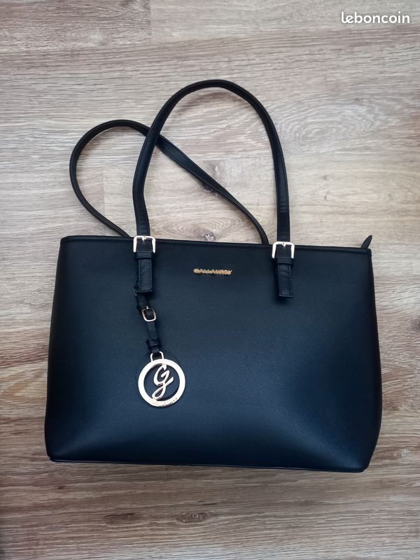 Oazifestiv Hoodie Yves Saint Laurent Gallantry Sac A Main Cours