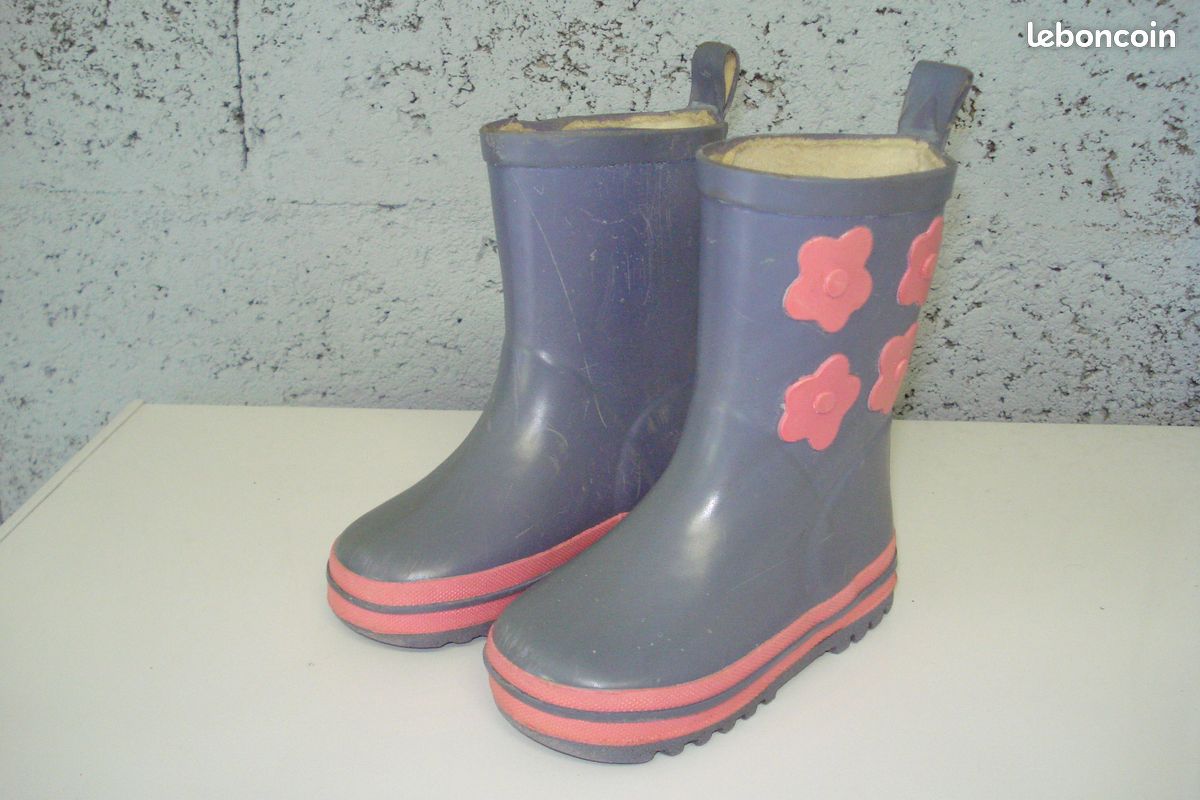 Bottes en plastique fille T23 (image 1)
