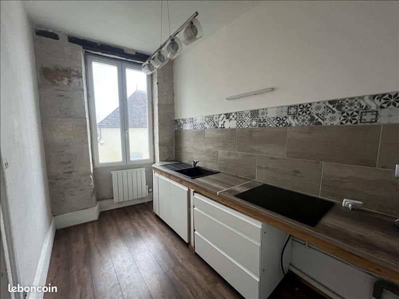 Immeuble 126 m² Saint Amand Montrond (image 3)