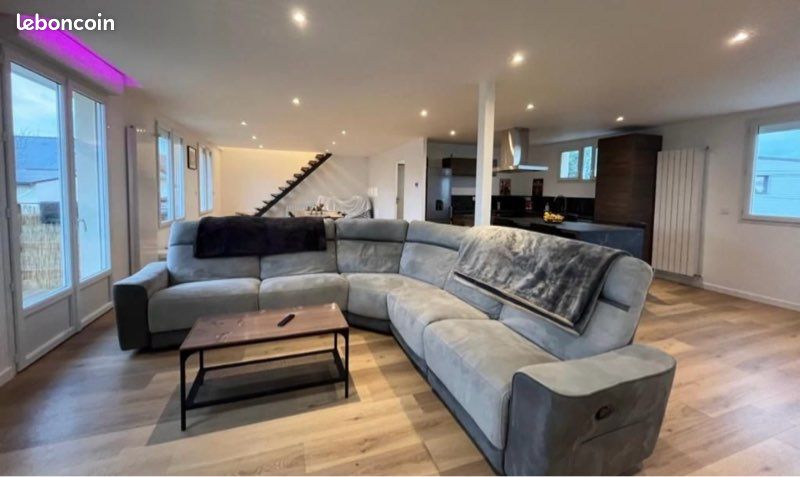 Maison 8 pièces 240 m² · à Langueux · 240 m² · 300 000 €