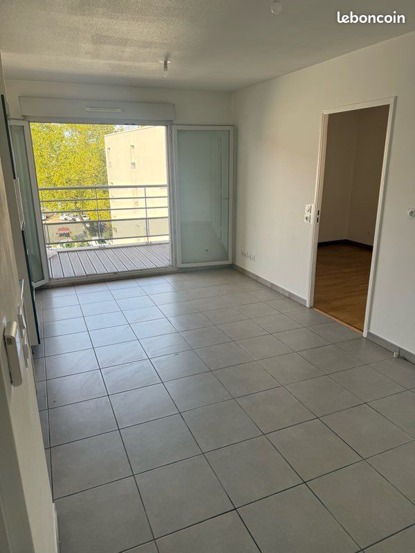 Appartement 2 pièces 36 m² · à Oullins-Pierre-Bénite · 35,8 m² · 750 €/mois