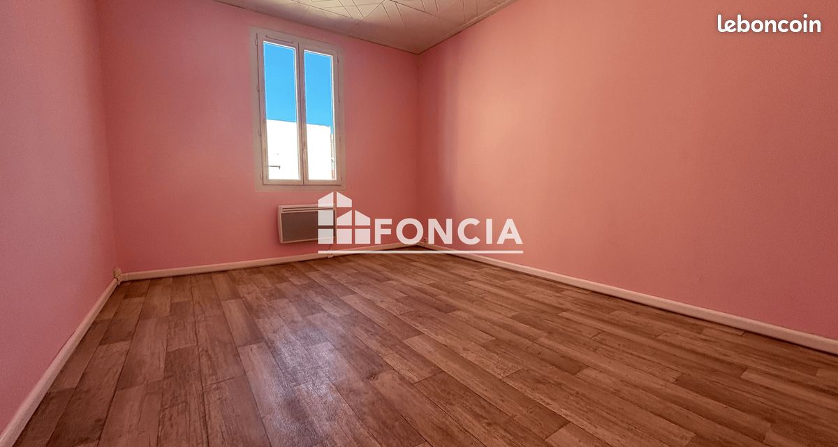 Appartement T3 avec terrasse (image 4)