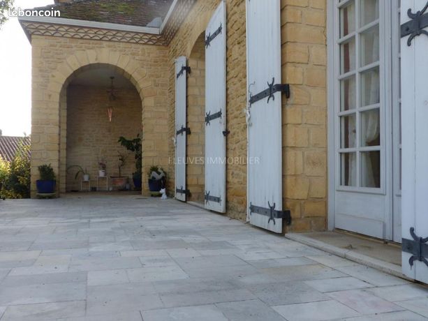 https://img.leboncoin.fr/api/v1/lbcpb1/images/83/84/e6/8384e6597986ec59d4a3001000d804c2d5971870.jpg?rule=ad-image